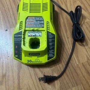 RYOBI ONE+ 18V Dual Chemistry IntelliPort Charger